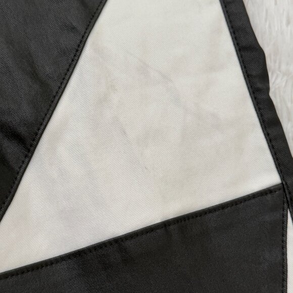 Women Faux Leather Star Wide Leg Pants in Black and White Size Extra Large - Picture 8 of 10